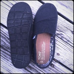Black Toms - Youth Size 13.5